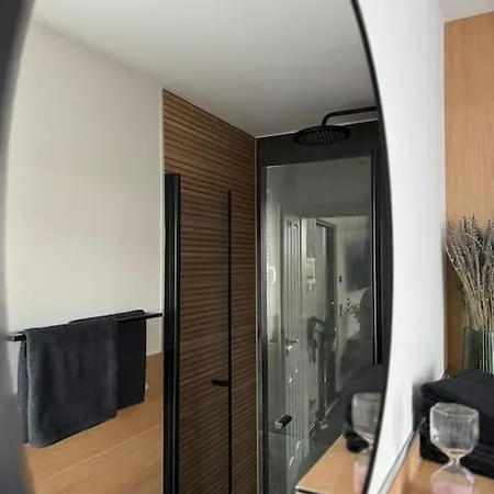 Tiny Oskar 100m Entfernt Zum 別荘