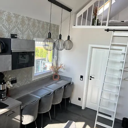 Tiny Oskar 100m Entfernt Zum 別荘 *