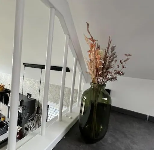 Tiny Oskar 100m Entfernt Zum Lobnitz (Saxony)